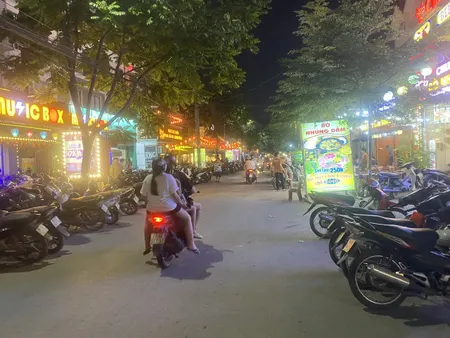 BÁN BIỆT THỰ PHÂN LÔ THANH XUÂN  - HÀ NỘI – 131M2 – VỈA HÈ RỘNG – Ô TÔ TRÁNH – GIÁ CHỈ 29.8 TỶ