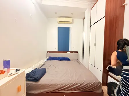 Bán nhà Hoàng Hoa Thám 30m² ngang 6.8m giá 12.1 tỷ Phường Ba Đình (LH: Zalo 0862299066)