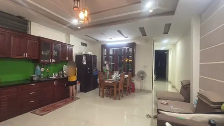 🏡 Nhà Mặt tiền Hoàng Quốc Việt chỉ 3tỷ9xx