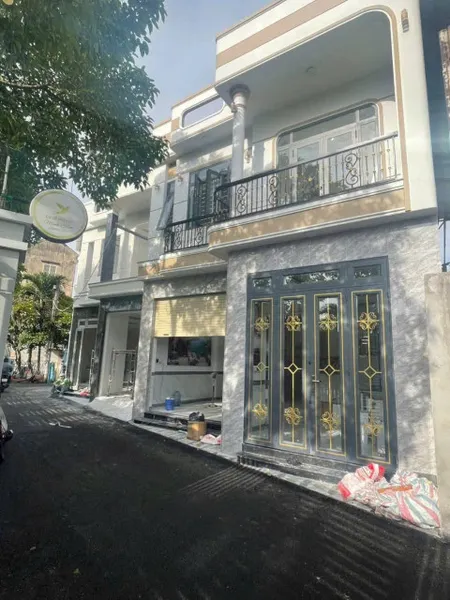 Nhà sổ riêng hoàn công 3.5 tỷ/75 m2/1 lầu 1 trệt, đường thông