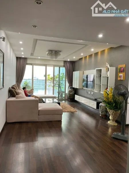 Cho Thuê Căn Hộ Chung Cư A10 Nam Trung Yên, 100m, 3pn 2wc Full Đồ - Nhà Đẹp - Giá Rẻ Nhất