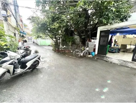 Bán đất dt ngang siêu to, 8x18m cn 144m mt rạch xuyên tâm, siêu đẹp hiếm có