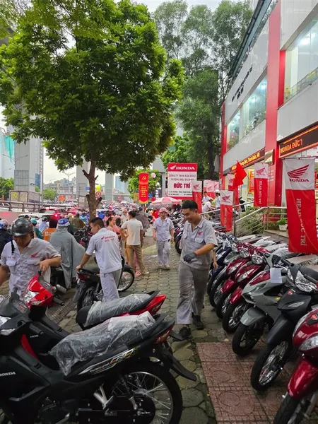 Bán đất mặt phố trường chinh, thanh xuân, diện tích 423m2, mt khủng 19m, giá chào 185 tỷ