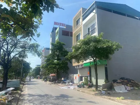 Bán đất lãm làng. p vân dương nhìn kcn dt 72m mt 4.5m hướng đb giá 4.15 tỷ