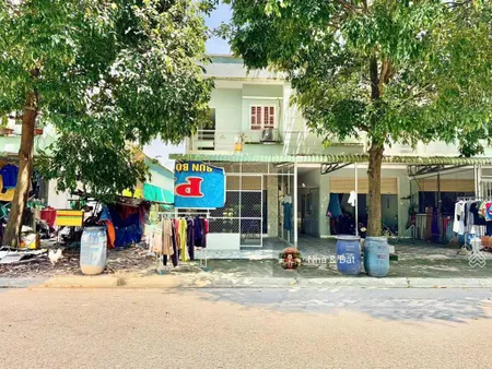 Cần tiền bán gấp dãy trọ 150m2 giá chỉ 890tr hỗ trợ bank nằm ngay mt đ.n6 bàu bàng cho thuê 7tr/th