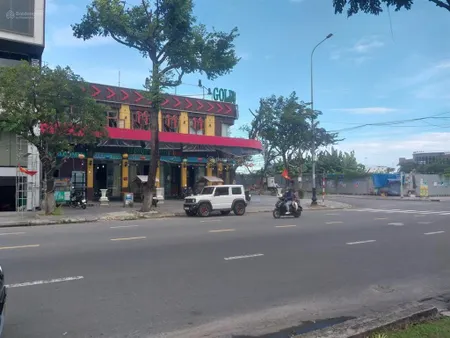 Bán lô đất 2 mặt tiền trần hưng đạo. đường 7m dt 300m2 cách cầu sông hàn 300m. giá đầu tư 17 tỷ