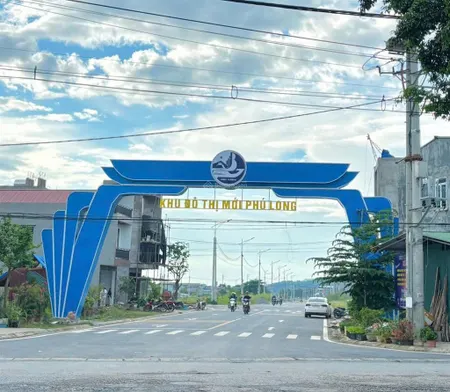 Lô đất đối diện cổng chợ tại kđt mới phú long xã bảo thắng tỉnh lào cai.