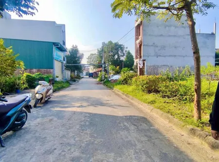 Bán lô đất phú cát hòa lạc 120m², đường 8m, sát ga metro5, đhqg hà nội, tổ hợp ytế.