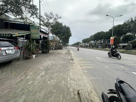Đất mặt tiền đường lớn trường sơn, gần khu công nghiệp hòa cầm, 129m2 đất ở