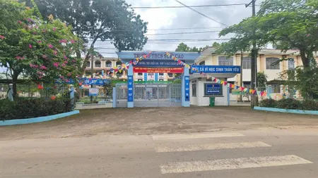 Bán lô đất giá 360tr thổ cư sẵn 87.4m2, mặt tiền bê tông 4m, sổ hồng riêng