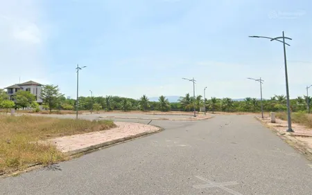 Chuyển nhượng lô đất tại đất lành vĩnh thái, tiếp giáp đường phong châu 22m, phù hợp chia lô