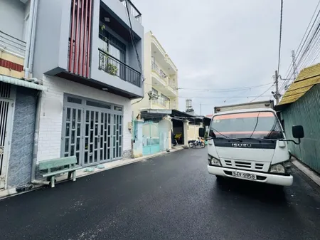 TÔ HIỆU, TÂN PHÚ - HẺM KINH DOANH - XE TẢI TRÁNH - 70M2 (4 x 18) VUÔNG A4