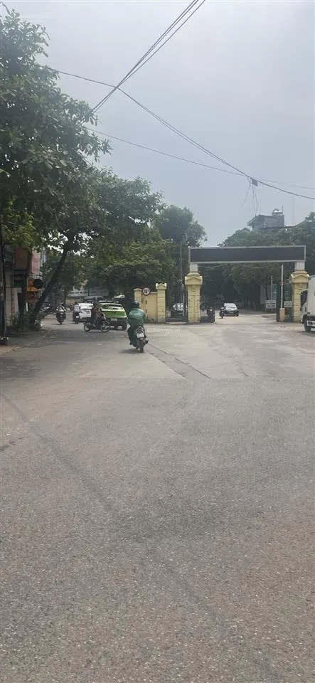 Ngọc thuỵ long biên 32m2 ngõ xe ba gác sổ đỏ vuông giá bán nhỉnh 4tỷ
