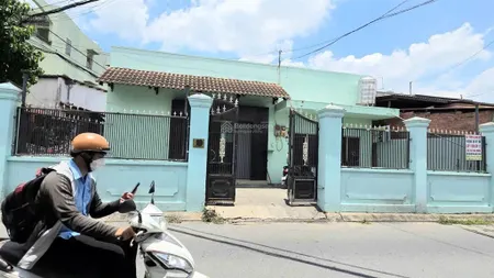 Bán đất 2 mặt tiền, xây chdv, khách sạn, giá chỉ 15.6 tỷ (176, linh trung, lê văn chí, thủ đức.
