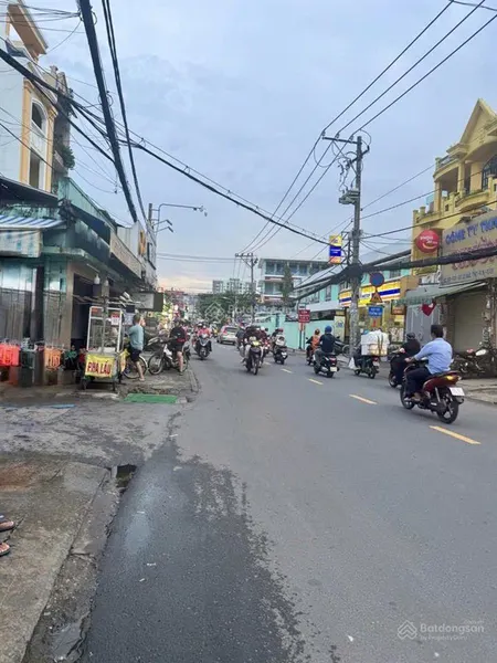 Bán nhà cấp 4 mặt tiền đường lê văn khương phường thới an q12, dt 464m(12*40). giá 35tỷ