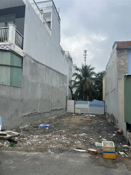 Đất mặt tiền thạnh xuân 43. cách đường hà huy giáp 100m
