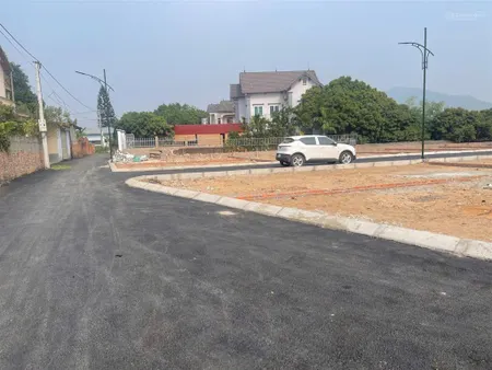 Chú tôi lo việc cho con, cần bán nhanh lô đất vuông đẹp mặt đường tại phú minh. dt 60m2, giá 1,85ty