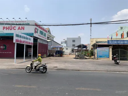 Bán đất thổ cư 2115m2 mặt tiền đường trường lưu, p.long trường q.9 cũ giá 45 triệu/m2