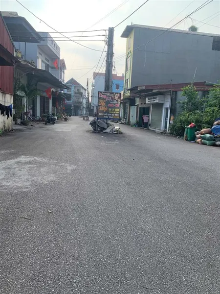 Bán lô đất tại xóm tiền, văn môn, yên phong, bắc ninh diện tích 93m2. giá 3tỷ3