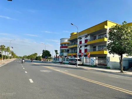 Siêu phẩm đầu tư xây bán.đường rộng ô tô tránh dừng đỗ.117m2 mặt tiền 8m1.view công viên.giá hợp lý