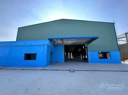 Nhà đất ngộp cần bán gấp miếng đất lớn giá phải chăng, shr gần chợ