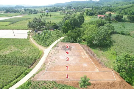 Cạnh đường hồ chí minh, ven khu công nghiệp lớn thạch quảng