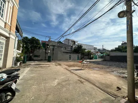 Đất vừa tách sổ 4 nền hẻm 526 cách phạm văn đồng 10m giá f0