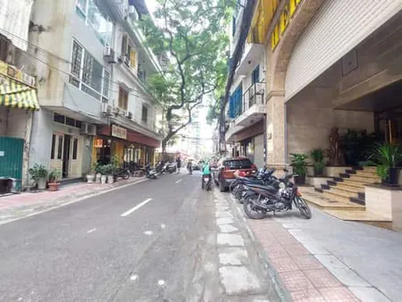 CHỈ 200 TRIỆU M CÓ NHÀ C4 QUẦN NGỰA 65M MẶT TIỀN 3.1M LÔ GÓC 3 THOÁNG Ở SƯỚNG GIÁ 13 TỶ 0878168006