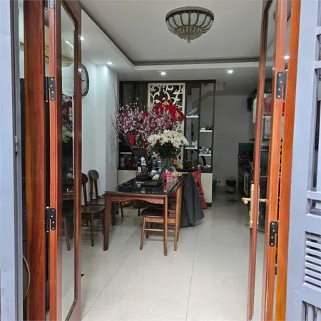 🔹 BÁN NHÀ THẠCH BÀN LONG BIÊN – 38M² – 4 TẦNG – 4 PHÒNG NGỦ – LÔ GÓC 2 THOÁNG 7,95TY – Ô TÔ ĐỖ CỬA