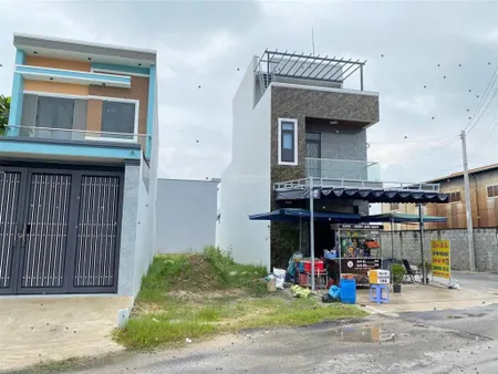 Mặt tiền kinh doanh xã củ chi, (5x26) = 130m2 thổ, shr, 1 tỷ 930, hỗ trợ vay 3 bên
