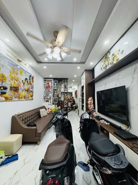Bán nhà đẹp Minh Khai – DT 50m² – gần Time City, giá 9,9tỷ