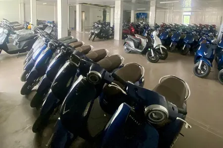 Cho thuê showroom mặt tiền đường 23/10 Nha Trang. Có sẵn cơ sở vật chất vào hoạt động ngay
- Diện tích: 530 m2, chiều ngang 17 m
- Kết cấu 3 tầng gồm gồm đầy đủ công năng phục vụ kinh doanh, có thang máy
Giá cho thuê: 150 tr/tháng 
Cọc 6 thanh toán 3

