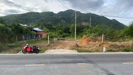 Chuyển nhượng thửa đất 100% thổ cư, tiếp giáp đường Tỉnh lộ 3 (mặt tiền)