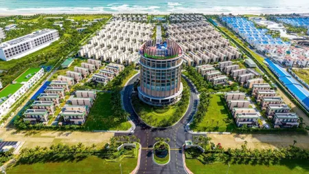 Bán biệt thự 240m² ngang 12m giá 8.5 tỷ - View biển - Cạnh Sân Bay Cam Ranh
