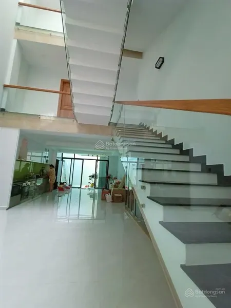 Hiếm bán nhà quận 7, ngang 5mét 5pn, 5wc, 142m2 đường nguyễn thị thập, bình thuận, chỉ 15,65 tỷ