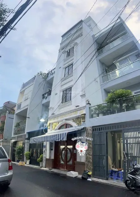 Mt/ngay tt quận 1 7t/thang máy đẹp mê ly full nội thất cao cấp chỉ 38ty