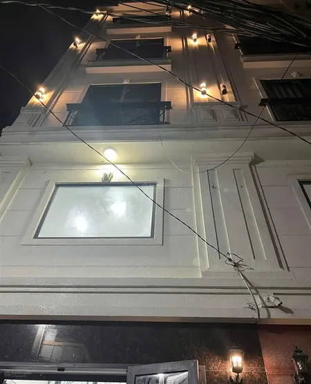 Nhà đẹp xinh hẻm xe hơi 7 chỗ tới nhà 5 tầng btct khu đồng bộ cao tầng p12 chỉ nhỉnh 9 tỷ tl