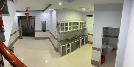 Tôi cần bán nhà 1 xuyệt trần hưng đạo 1t1l quận 1 giá 5 tỷ