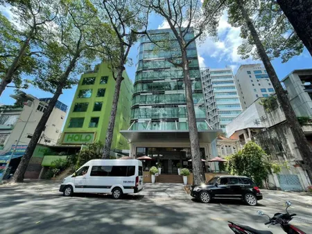 Chuyển nhượng khách sạn 4 sao fusion suites 3 3a sương nguyệt ánh, p. bến thành, q.1. giảm cực sốc