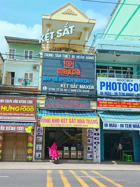 Nhà mặt phố kinh doanh nhộn nhịp ngay tttp nha trang