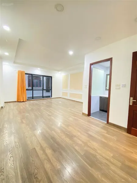 Bác tôi cần bán nhà cầu giấy, 60m2 x7t mt 6m thông sàn, ô tô, thang máy, pccc, gpxd, dt 65tr/th