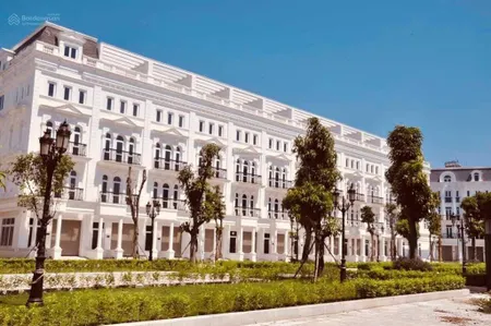 Chính chủ bán lk vườn 2 mặt view công viên tại dự án louis city đại mỗ mặt sau đường lê quang đạo