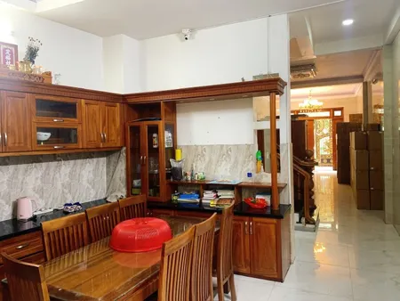 Bán nhà Đường 28, Bình Trưng Đông, Q.2 - 90m2, 4 tầng, 5PN, Sổ Hồng - Giá 9.1 tỷ.