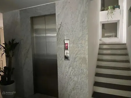 Bán nhà 6x20m, hầng 5tầng thang máy, giá 20tỷ kdc trung sơn kế himlam, quận 7