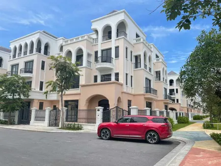 Bán biệt thự vinhomes ocp2 khu cọ xanh căn góc/ đơn lập/ nhìn vườn hoa