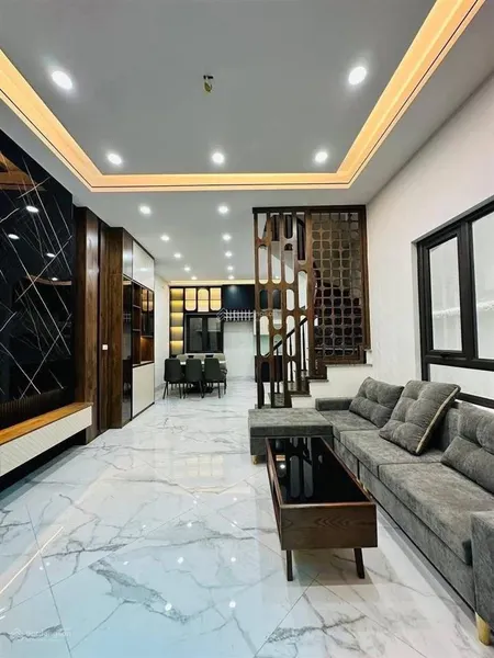 Bán nhà xuân đỉnh, 38m2 chỉ 7.15 tỷ, mới koong, ô tô đỗ, sát phố, full nội thất xịn sò, cực hiếm