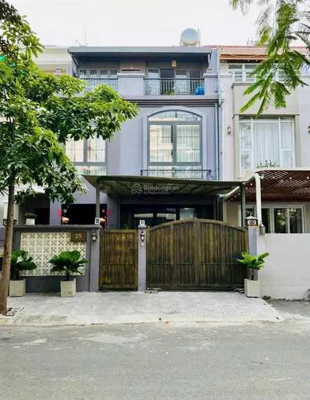 Bán biệt thự mỹ thái phú mỹ hưng