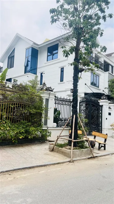 Chính chủ thiện chí cần bán bt tp giao lưu dt 212m2
