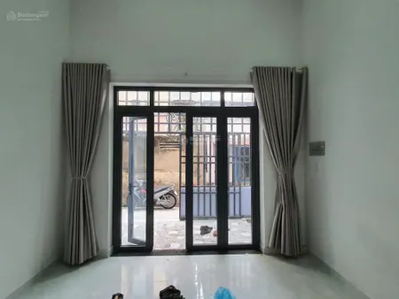 Nhà 2 tầng, 46m2, kdc thành uỷ, bên canh siêu thị gigamall. sổ vuông đẹp, không quy hoạch