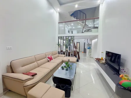 Nhà Đẹp! Hoàng Hoa Thám,20m ra Oto,Ngõ Nông,Full Nội Thất,DT: 42m2 x 4Tầng,Giá:10.95 tỷ Ba Đình